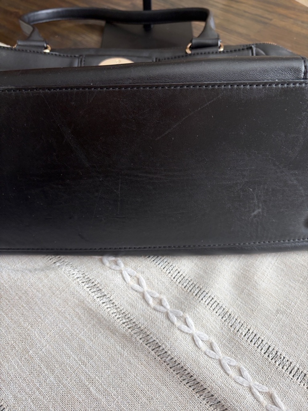 Kate Spade Hampton Theresa Large Tote Leather Shoulder Bag with Turn-Lock - Picture 9 of 16